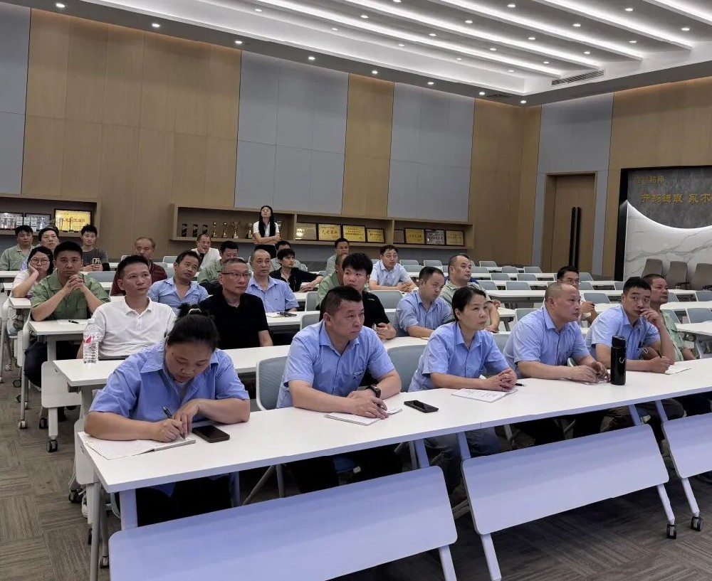 安全无小事 时刻记心间|爱游戏最新官网_爱游戏(中国)
集团开展2025年“安全生产月”活动